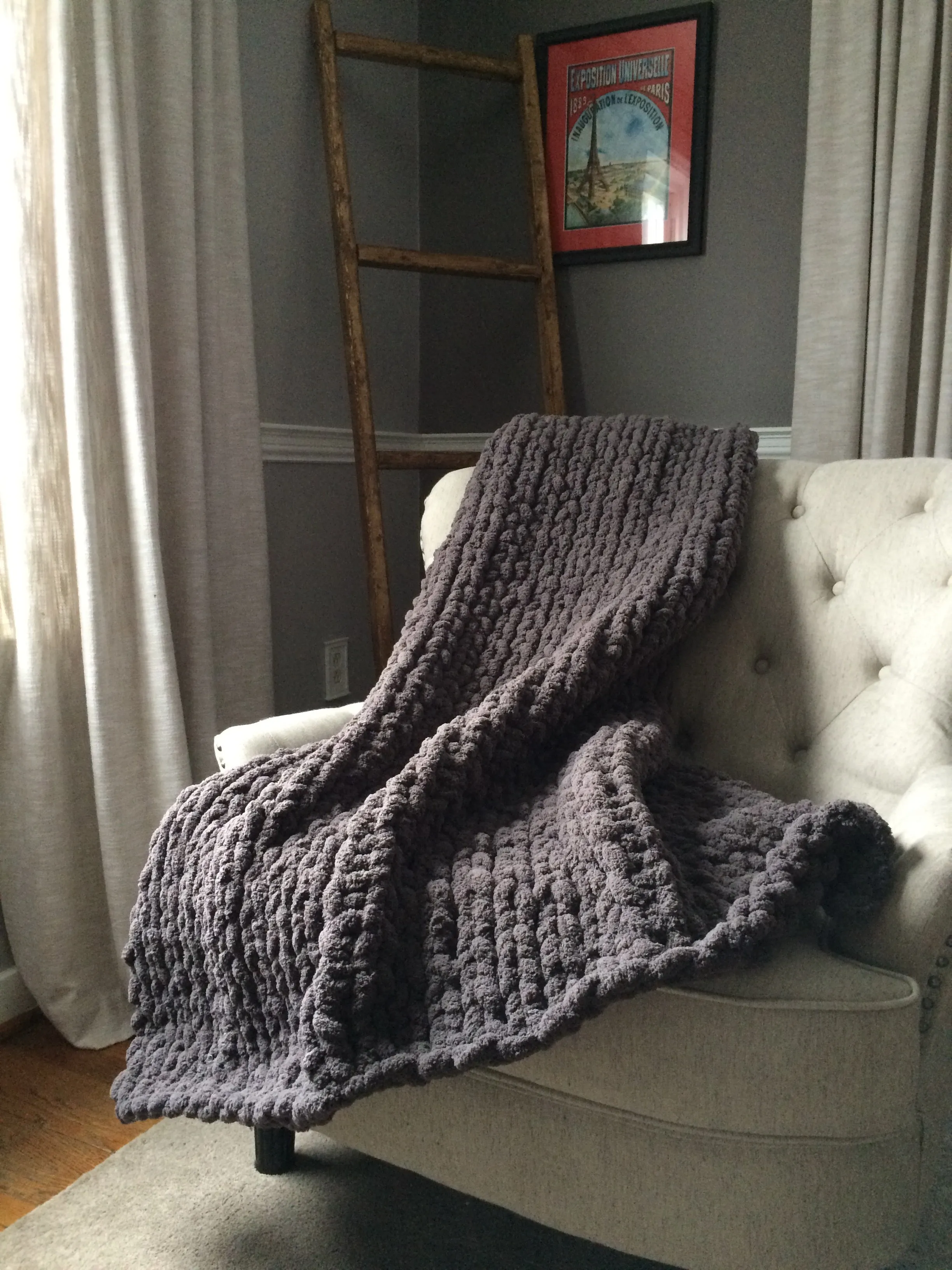 Chunky Knit Blanket | Dark Gray Knit Throw